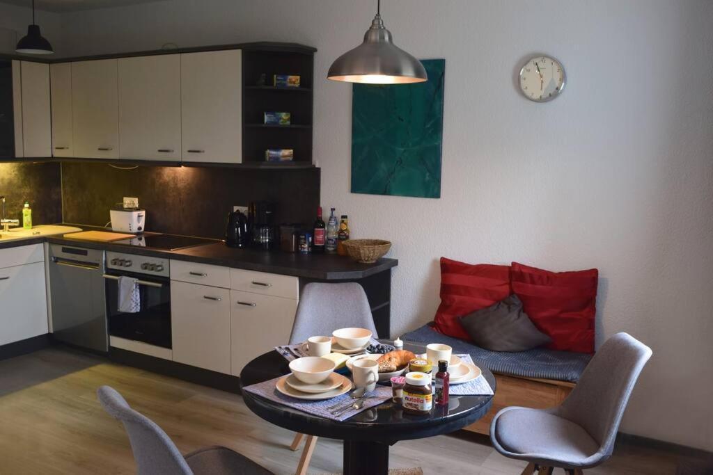 Md-5 Stadtfeld Beimsstrasse 81 - Domblick - Parkplatz - Balkon - 2einzelbetten - Schlafsofa Apartment *