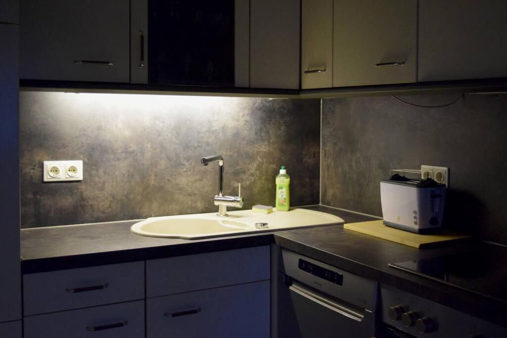 Md-5 Stadtfeld Beimsstrasse 81 - Domblick - Parkplatz - Balkon - 2einzelbetten - Schlafsofa Апартаменты *